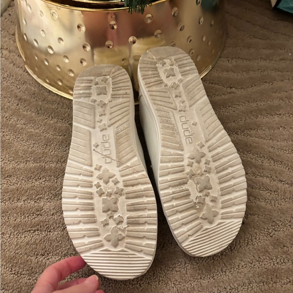 Hey Dude size 5 worn 2 times - Picture 4 of 5